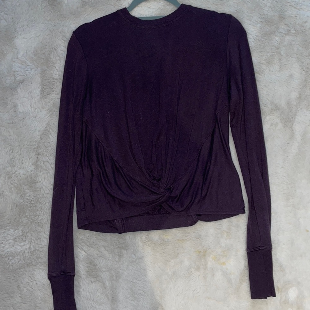 Athleta long sleeve top